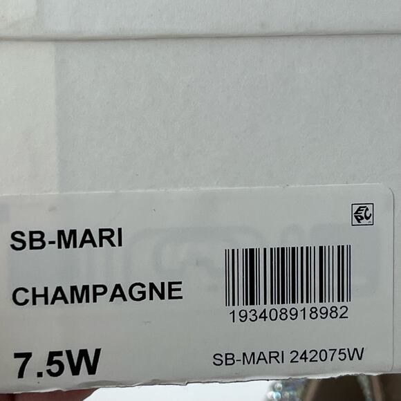 Betsey Johnson SB-Mari Block Heel Sandal Rhinestone Champagne Women 7.5W TriedOn - Picture 11 of 11